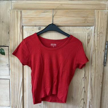 3 bauchfreie Shirts