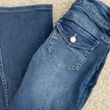 H&M Flared Low wast-Jeans 