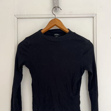black long sleeve