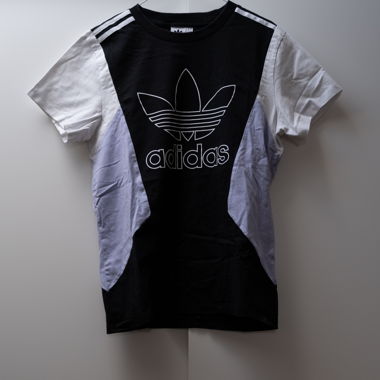 adidas t-shirt