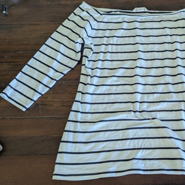 striped mid arm shirt