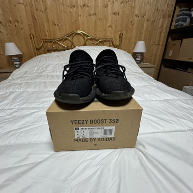 Sneakers Adidas Yeezy Boost 350 V2
