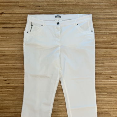 Weisse Capri Jeans AMINA