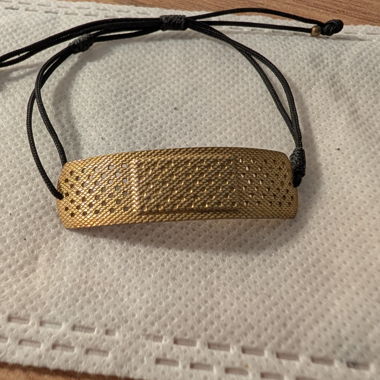 Bracelet doré fil noir