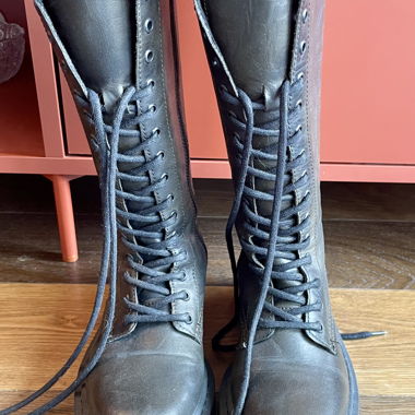 BIANCO black lace-up platform boots EU 38