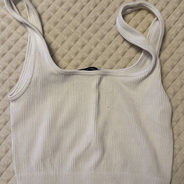 White ribbed crop top