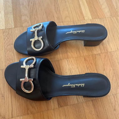 Mules in pelle Salvatore Ferragamo