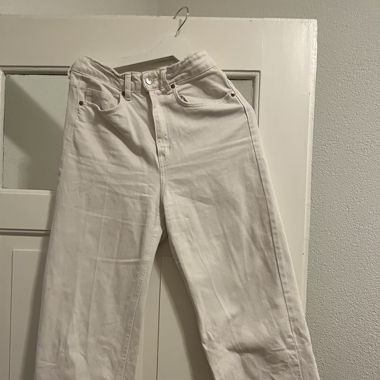 Weisse Hosen