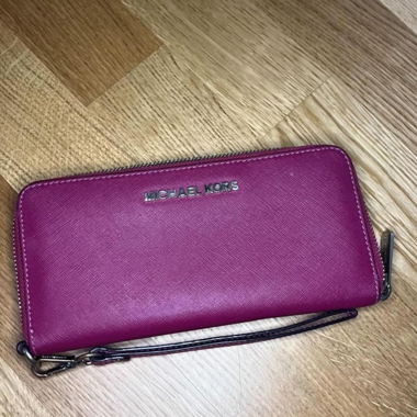 michael kors wallet