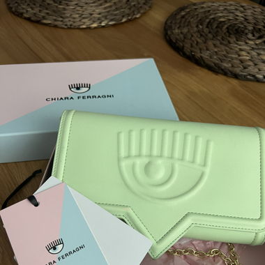 Clutch Umhängetasche