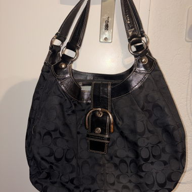 Schwarze Coach-Crossbody-Tasche