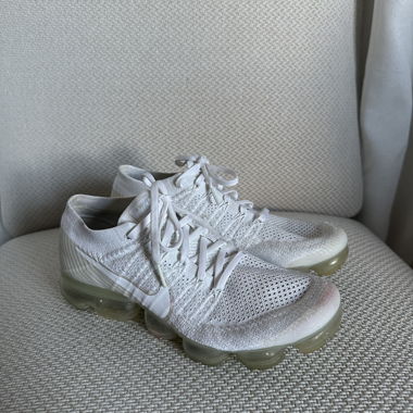 Nike Air VaporMax Triple White