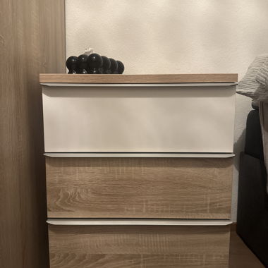 Nightstand with 3 Drawers