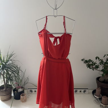 Robe courte rouge