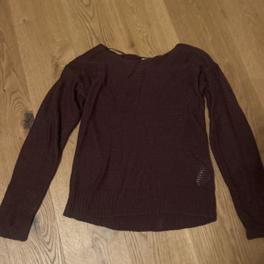 Long-sleeve shirt