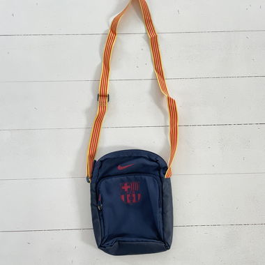 Dark blue Nike Barcelona shoulder bag
