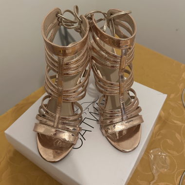 Goldene High Heels