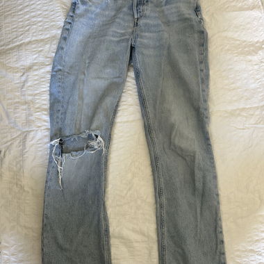 Jeans déchiré bleu clair
