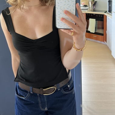 Black ruched top