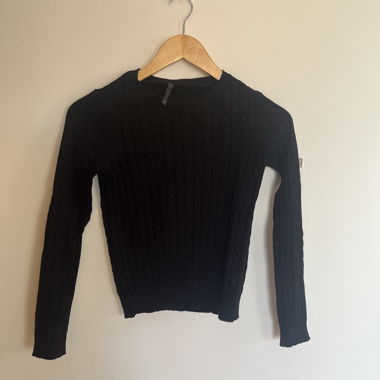 Pull noir