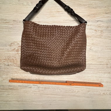 Neue "Tresse"-Tasche von Elena Berton