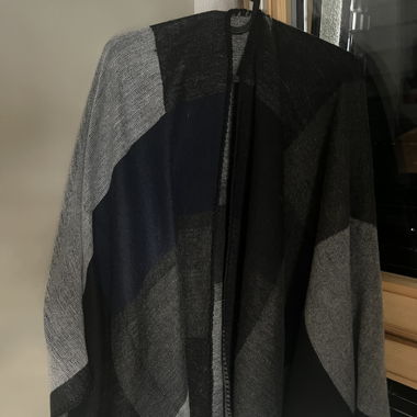Cape (Poncho)