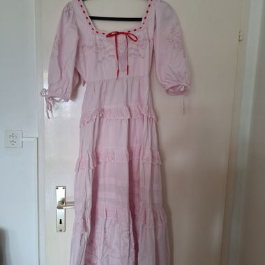 Robe Damson Madder Rebecca