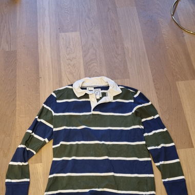Gestreiftes Sweatshirt