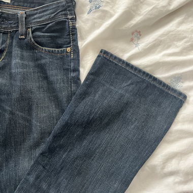Levis 572 lowrise bootcut jeans