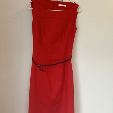 Rotes Etuikleid von BOSS, Gr. 36