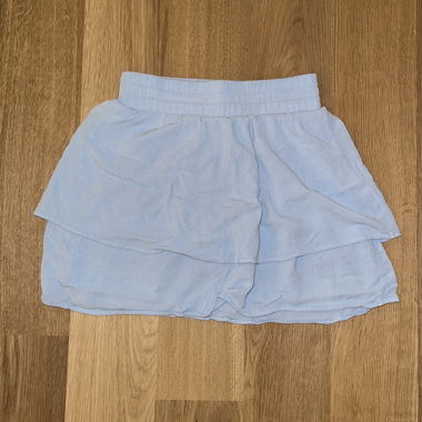 Jupe bleue discrète