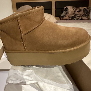 Bottes UGG plateforme 