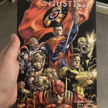 Injustice COMIC English