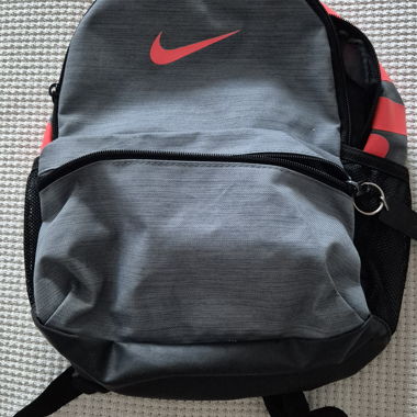 Zaino Nike nero/grigio, nuovo
