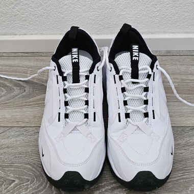 Nike DR7851-100