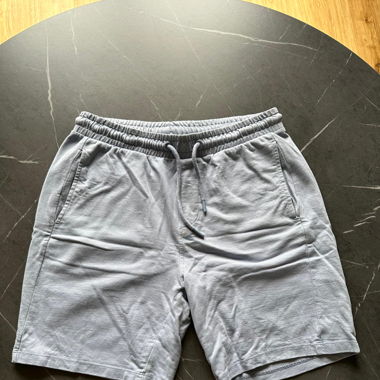 Kurze Hosen 2 zu diesem Preis / Siehe Fotos