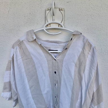 Summer shirt with knot