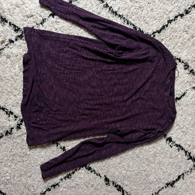 Long-sleeve sweater