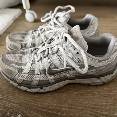Nike P6000