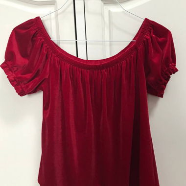 schulterfreie Samtbluse