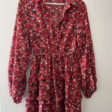 Süsses Blumenkleid