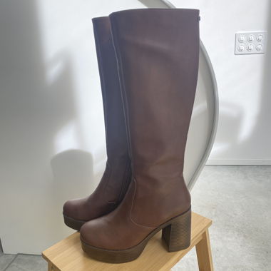 Bottes marron mi-mollet