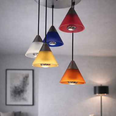 Plafonnier multicolore à 5 abat-jour cônes