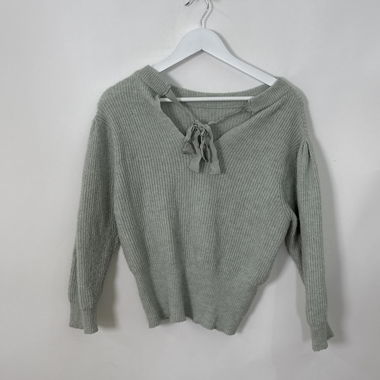 Strickpullover mit Bindeband vorne