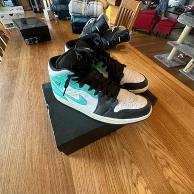 Nike Air Jordan 1 Mid EU 45/US 11
