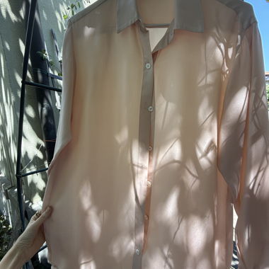 Zara Rosy Satinhemd-Bluse mit Knöpfen
