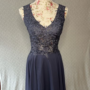 Elegantes blaues Kleid 