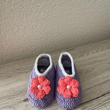 handgemachte Baby-Schuhe 