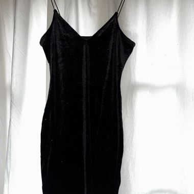 Abito nero in velluto