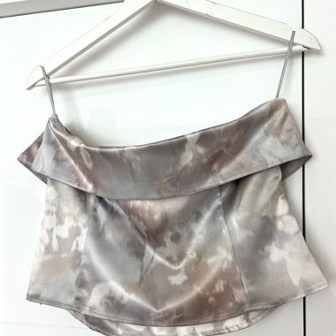 Shiny Crop-Top